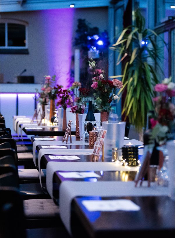 Gedeckter Abendtisch